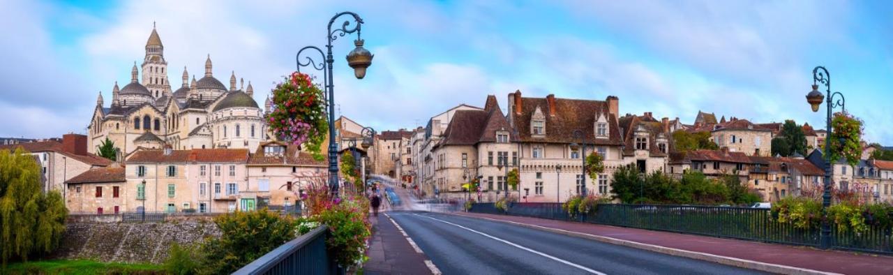 Logis 8 St Front Gite Urbain Périgueux Exteriér fotografie